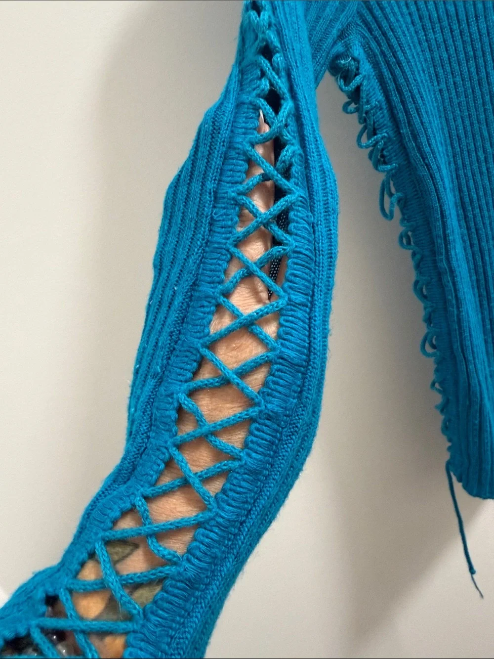 Vintage 59-70s Teal Blue Ribbed Knit Sweater - Picture 2 of 9
